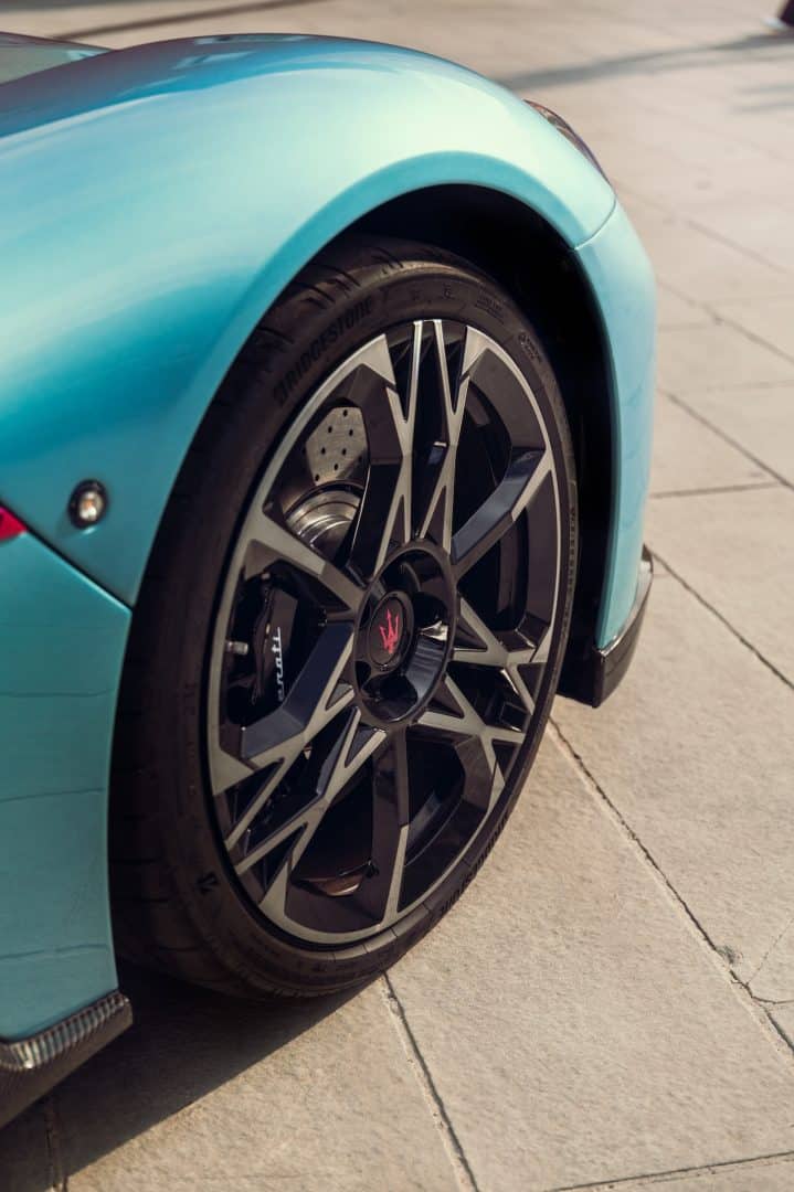 Maserat MCPura prova su strada 65 719x1080