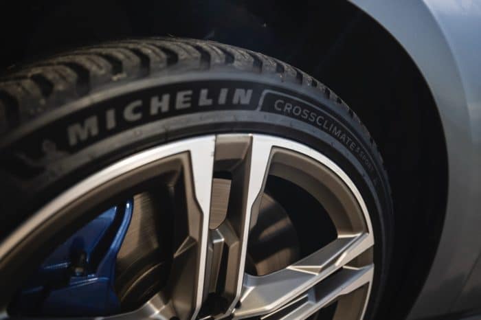 Michelin CrossClimate 3 e Sport 21 700x466