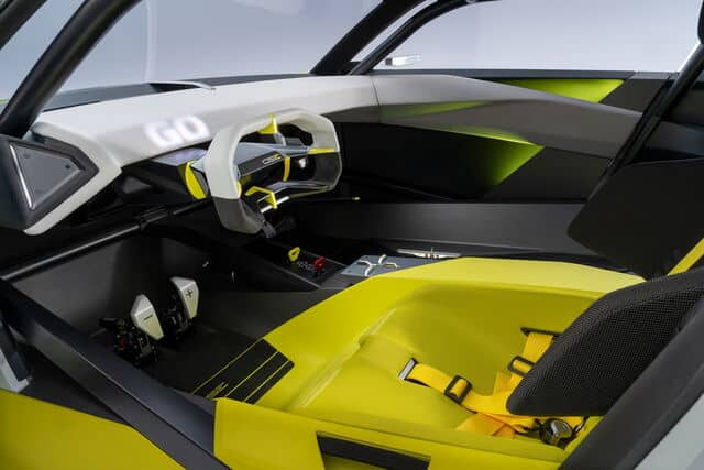 Opel Corsa GSE Vision Gran Turismo: il futuro della mobilità ad alte prestazioni 4 Opel Corsa GSE Gran Turismo.