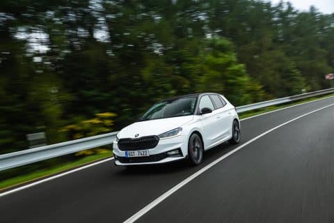 Skoda Fabia 130 4 480x320