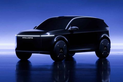 Stellantis alleanza con NVIDIA e Uber per 5.000 robotaxi entro il 2028 1 scaled e1761716027645 480x320