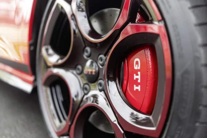 Volkswagen Golf GTI Edition 50 50 700x467