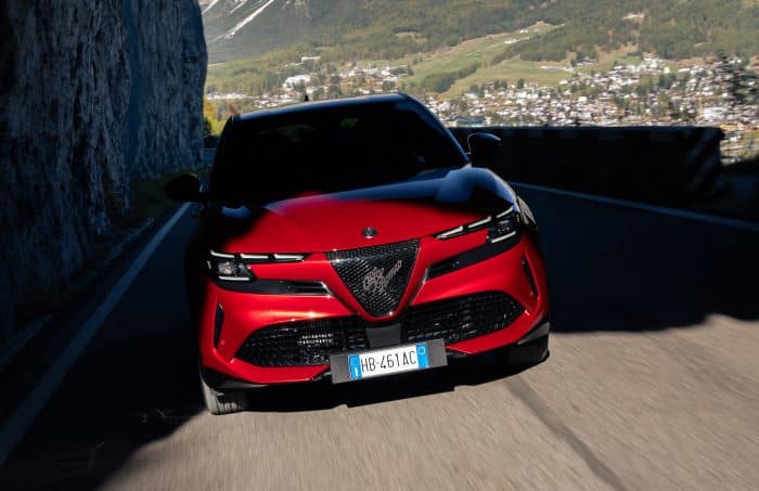 Alfa Romeo Junior Milano Cortina 2026 700x453