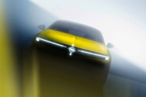 Anteprima Opel Astra e Astra Sports Tourer 3 scaled e1764156249717 480x320