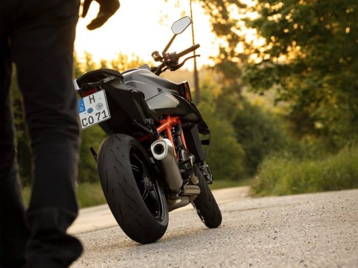 Continental ContiSportAttack 5 4 e1762862031835 700x523