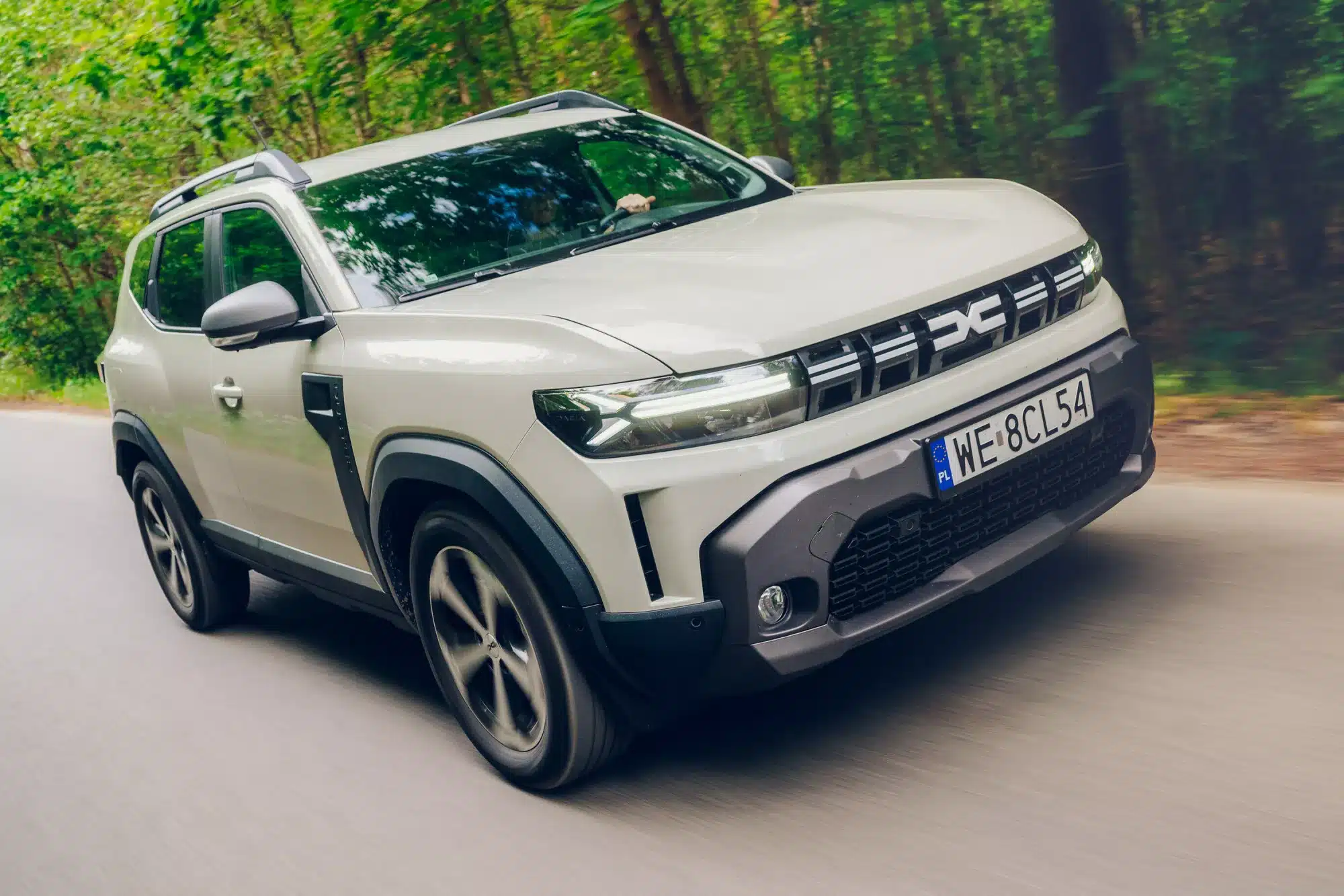 Nuovo Dacia Duster 2026 Ordinabile Prezzo E Nuovi Motori Ibridi nuovo-dacia-duster-2026-ordinabile-prezzo-e-nuovi-motori-ibridi