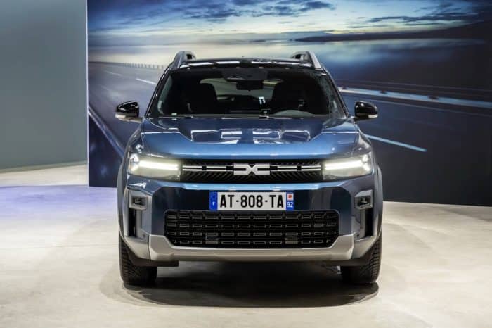 Dacia Duster e Bigster, i nuovi motori ibridi, GPL e 4x4 sono ordinabili 2 Dacia Duster e Bigster, i nuovi motori ibridi, GPL e 4x4 sono ordinabili