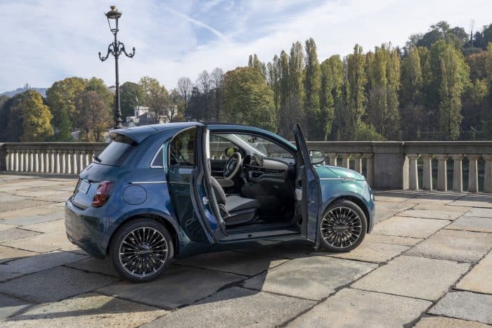 Fiat 500 Hybrid 19 700x467