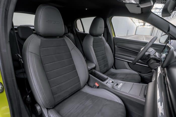 Fiat 600 Sport Edizione Milano Cortina 2026 4 700x466