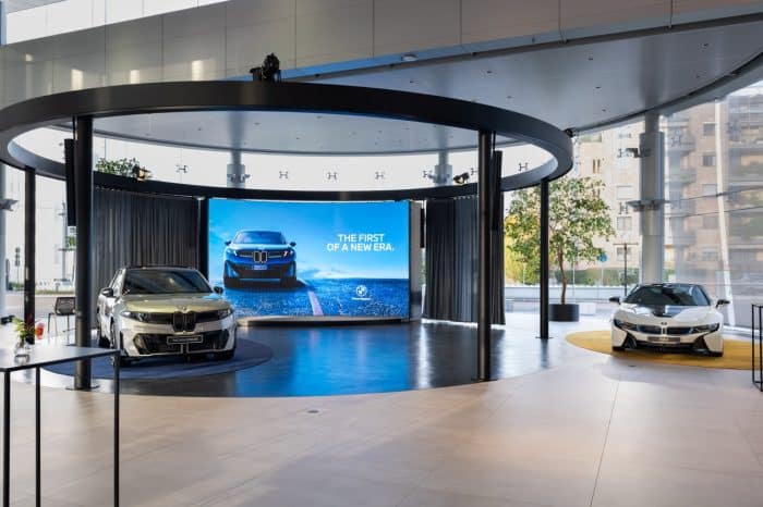 House of BMW Italia 2025 nuovi spazi iconici e design 4 700x466