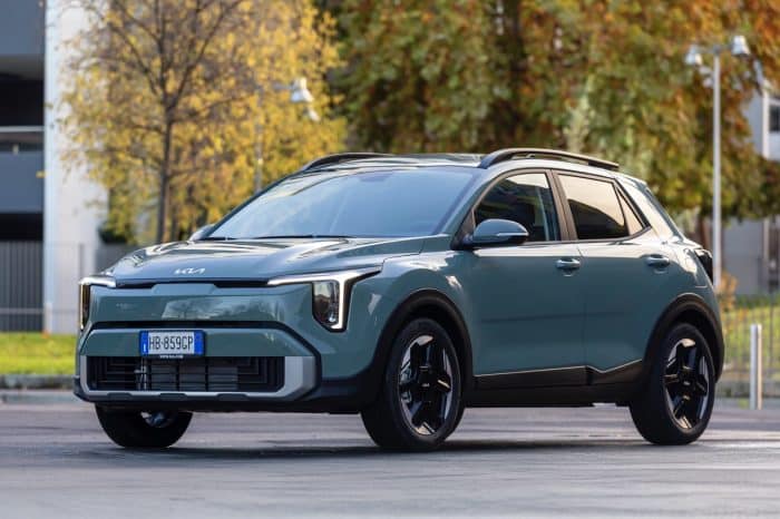 Kia Stonic 2026, la prova. Come va il nuovo crossover compatto 2 Kia Stonic 2026 su strada 8 700x466