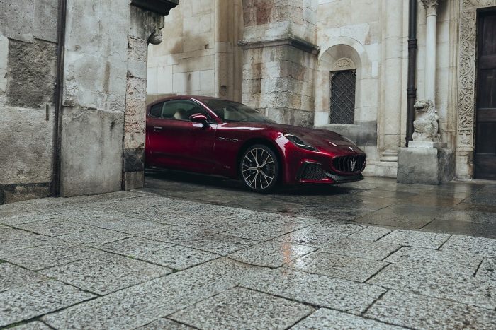 Maserati Meccanica Lirica il ritorno a Modena di GranTurismo e GranCabrio 10 700x467
