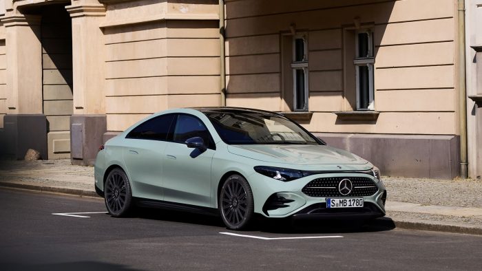 Nuovo Mercedes CLA Hybrid 3 700x394