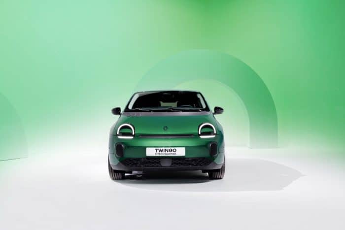 Nuovo Renault Twingo 2026 98 700x467