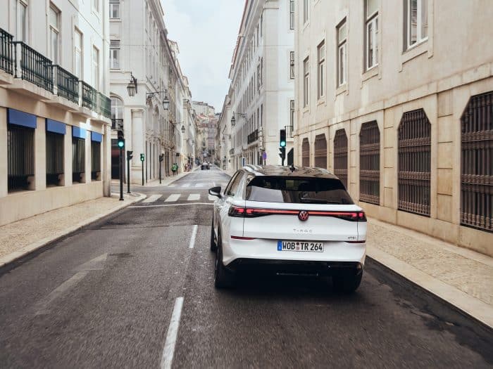 Nuovo Volkswagen T Roc 2026 65 700x525