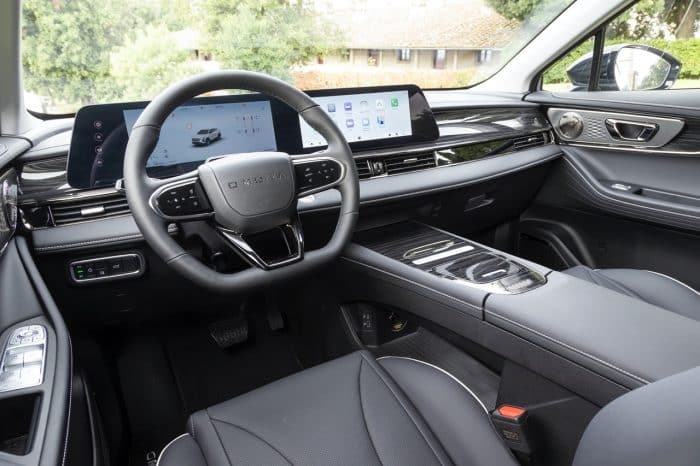 Omoda 5 SHS-H, prova dell'ibrido che sfida il mercato dei Suv compatti 3 Omoda 5 SHS H prova dellibrido che sfida il mercato dei Suv compatti 43 700x466