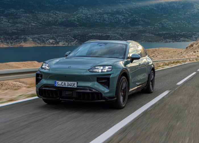 Porsche Cayenne elettrica