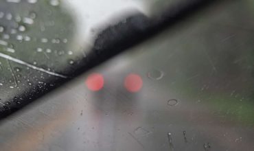 Vetri appannati auto 8 rimedi per viaggiare in sicurezza 11 370x220