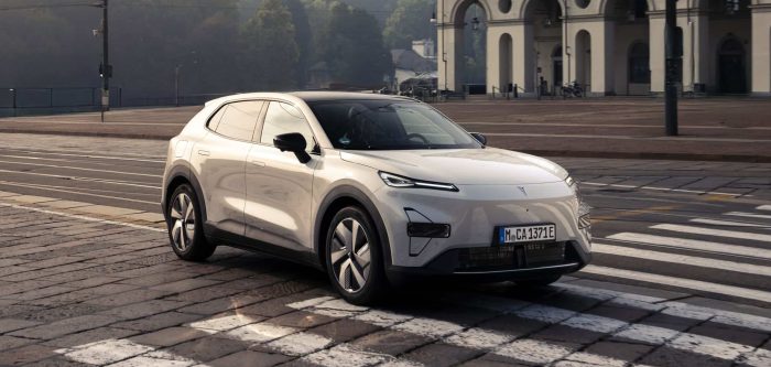 Changan Deepal S05 e S07, tecnologia cinese e design con tocco italiano. Primo contatto 4 Changan Deepal S05 4 e1765569589433 700x333