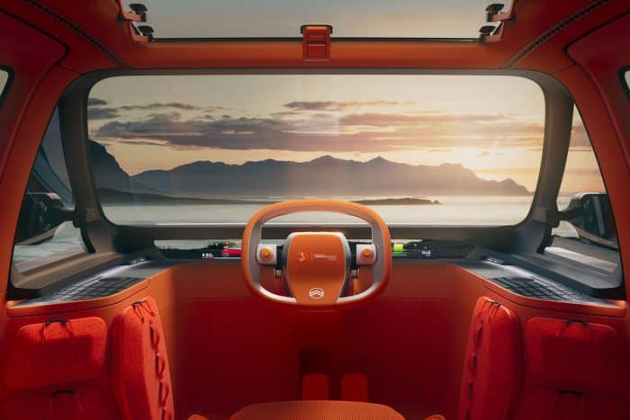 Sorprendente Citroen ELO, torna la monovolume con 6 posti in 4,1 metri 3 Citroen Elo 2 700x467