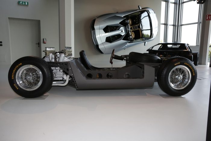 Lamborghini Miura 1965 il telaio che ha cambiato le supercar 12 700x467