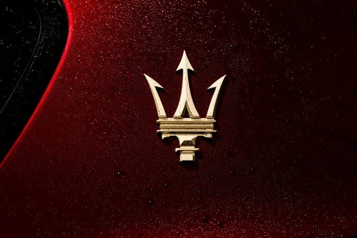 Maserati 111 anni tra storia, innovazione e futuro delle supercar 2 Maserati Tridente