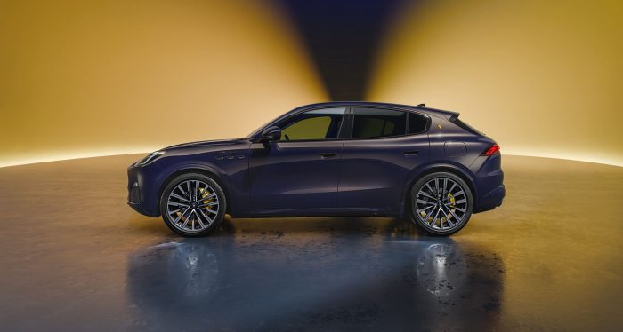 Maserati Grecale Lumina Blu Special Series 2 e1766073833386 700x374