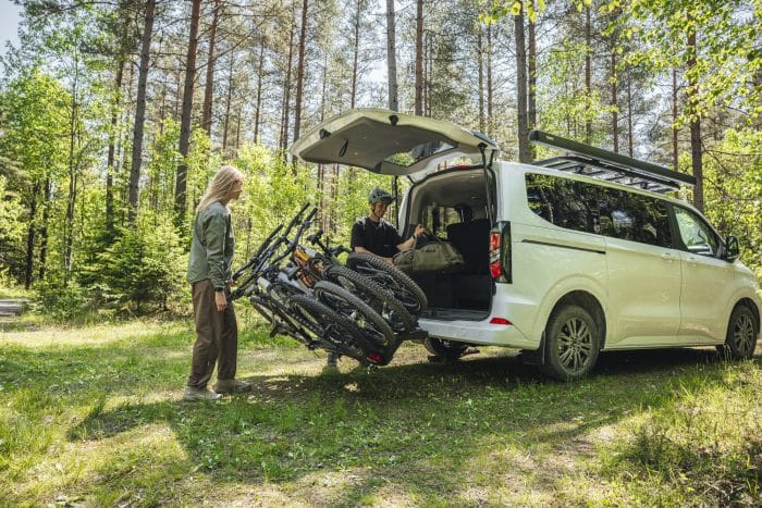 Thule VeloSpace 3, il portabici che trasporta fino a 4 biciclette 2 Thule VeloSpace 3 10 700x467