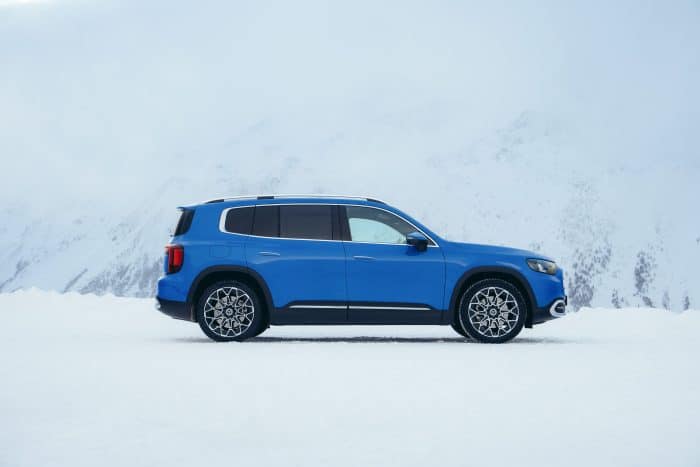 Mercedes GLB 2026, informazioni e caratteristiche 6 nuova Mercedes GLB 19 700x467