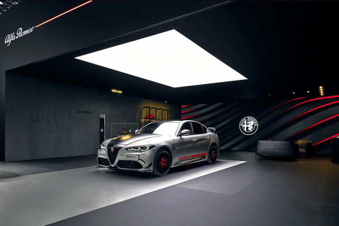 Alcantara e Alfa Romeo allAutosalon 2026 design sensoriale 2 700x467