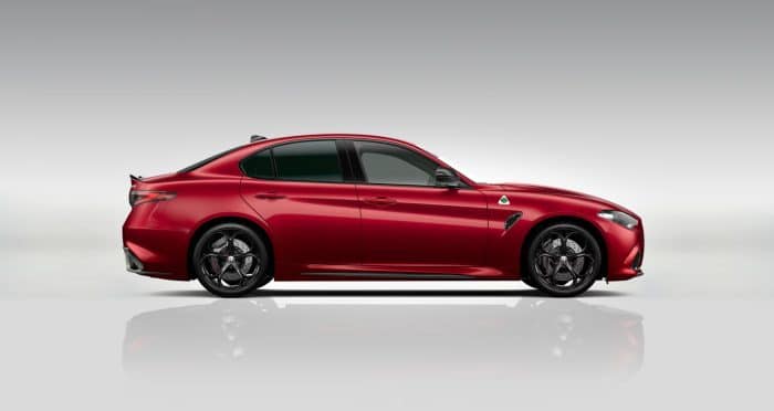 Alfa Romeo Giulia Quadrifoglio 2026 1 1 700x372