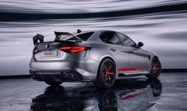 Alfa-Romeo-Giulia-Quadrifoglio-Luna-Rossa-1-scaled-370x220.jpg