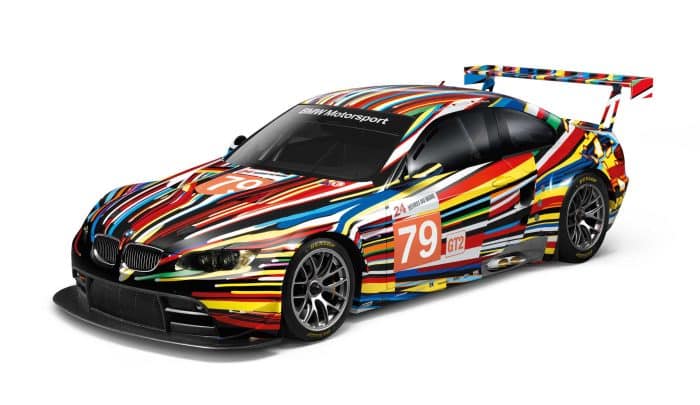 BMW Art Cars a Milano, più di 10.000 persone ammirano le 3 BMW M3 GT2 Jeff Koons 700x405