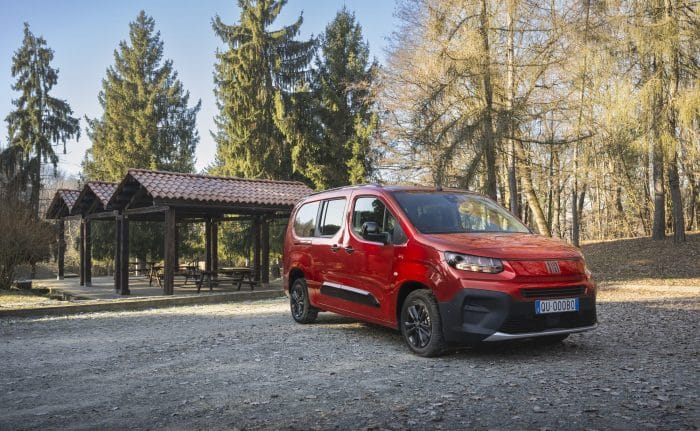 Fiat QUBO L 2 700x431