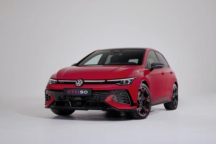 Formidabile Volkswagen Golf GTI, nel 2016 compie 50 anni. In arrivo una sorpresa? 4 Golf GTI 50 anni 1976 2016 11 700x467