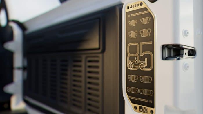 Jeep Wrangler 85th Anniversary 8 700x394