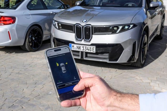 Le BMW iX3 in Nevada con l'Intelligent Personal Assistant basato sulla AI con Alexa+ 2 Le BMW iX3 in Nevada con lIntelligent Personal Assistant basato sulla AI con Alexa 11 700x467