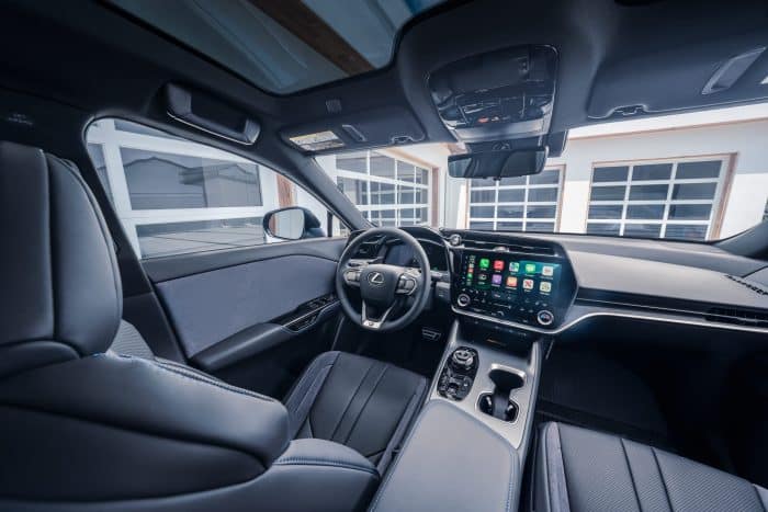 Lexus RZ 2026 3 700x467