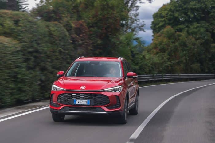 MG Motor MG ZS HYBRID A68I794399 700x467