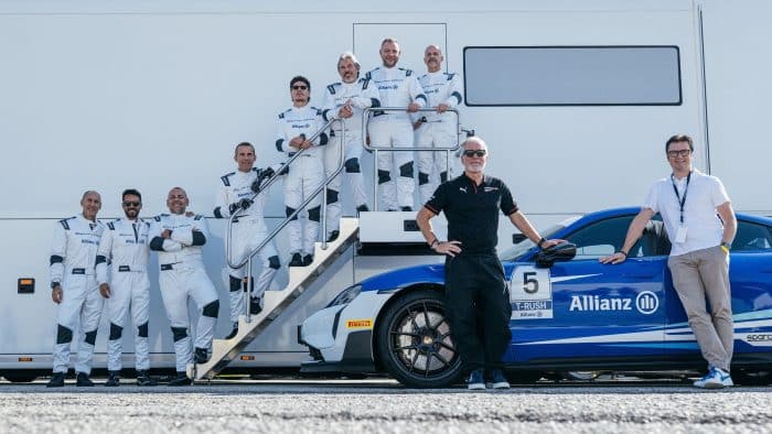 Porsche Italia, l'ad Innocenti "Offerta di lusso termico ed elettrico nel 2026, Cayenne a batteria è rivoluzionaria" 4 Porsche Italia lad Innocenti 22Offerta di lusso termico ed elettrico nel 2026 Cayenne a batteria e rivoluzionaria22 3 700x394