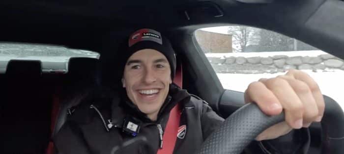 Marc Marquez si diverte alla guida di Audi RS e-tron GT performance 