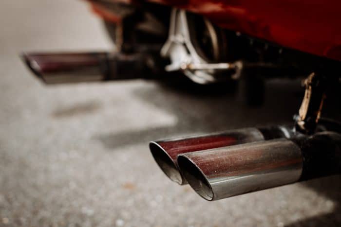 Alfa Romeo 33 Stradale 1967 17 700x467