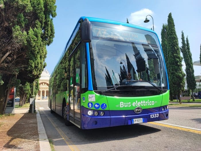 BYD B12 Verona, 34 bus elettrici con 530 km di autonomia
