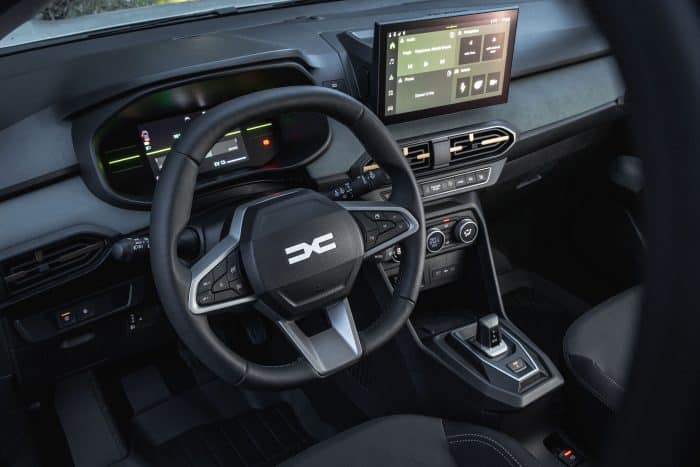 DaciaJogger Statique©AdrienCortesi 21 700x467