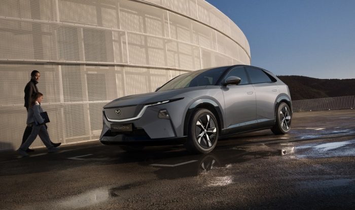 Mazda CX-6e