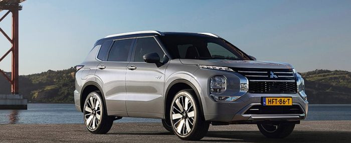 Mitsubishi Outlander PHEV 1 1 e1770044958745 700x286