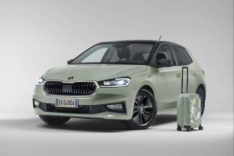 Skoda Fabia 2026, tonalità Green Flow con Pantone