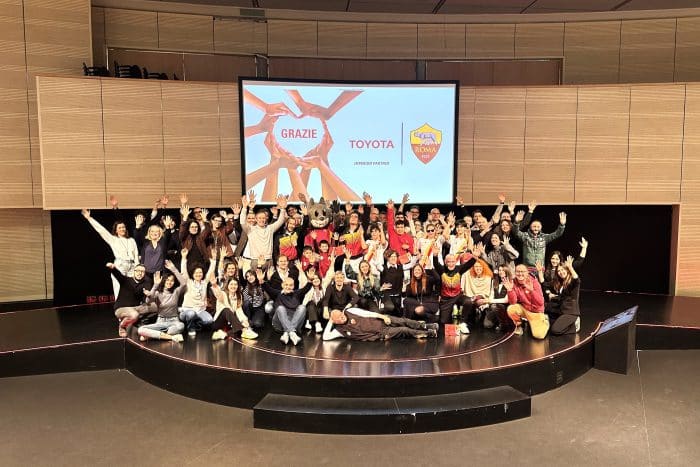 Toyota e AS Roma calcio senza barriere per il sociale 1.fotodigruppo 700x467