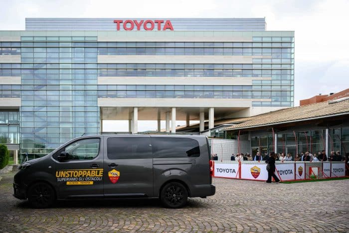 Toyota e AS Roma calcio senza barriere per il sociale 5.sedetoyota 700x467