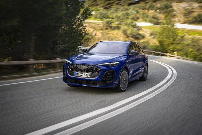 Audi SQ5 V6 3.0 TFSI 002 700x467